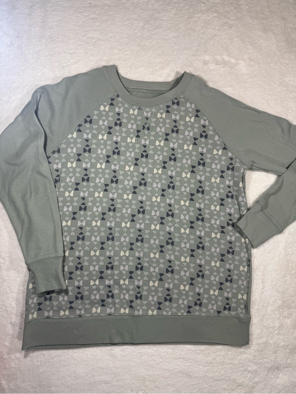 Eddie Bauer Legendwash Geometric Bow Print Crewneck Sweatshirt M